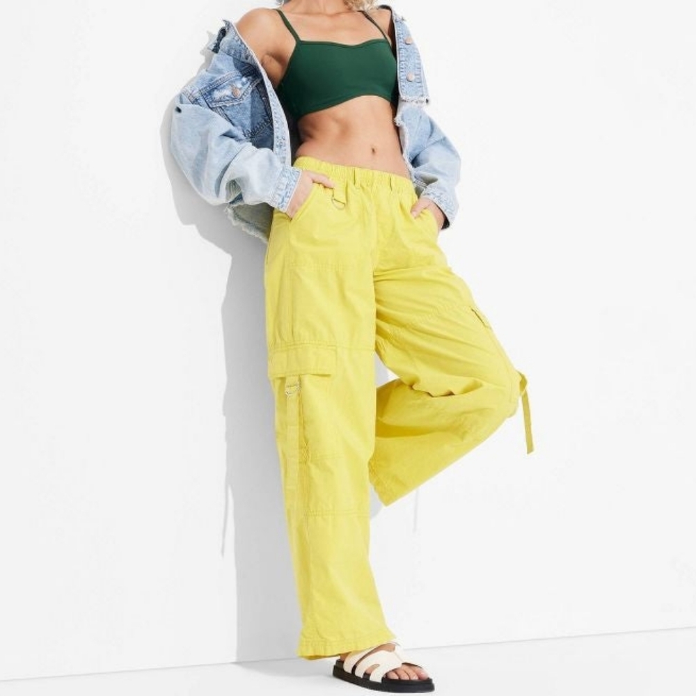 Wild Fable Yellow Wide Leg Cargo Pants Size Medium